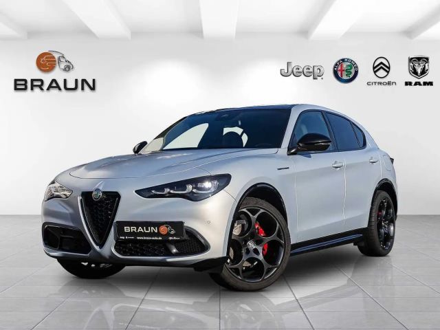 Alfa Romeo Stelvio AT8 Q4 Turbo