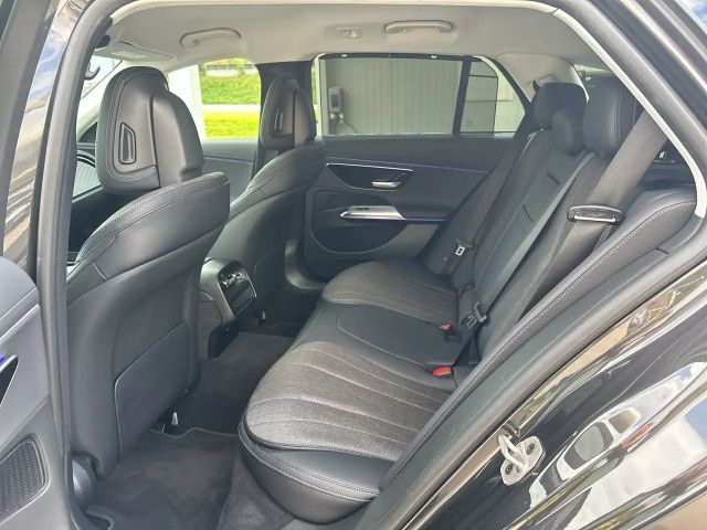 Mercedes-Benz E 220 4MATIC E 220 d Estate