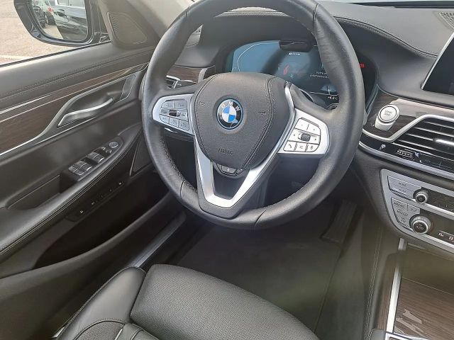 BMW 745 Sedan xDrive
