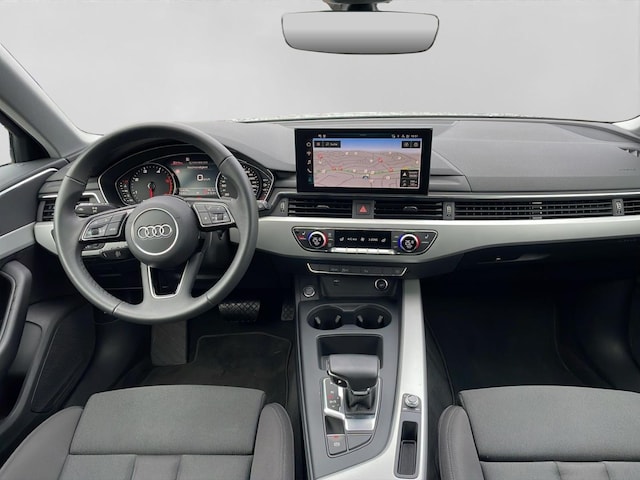Audi A4 30 TDI Avant S-Tronic