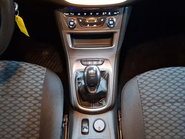 Opel Astra 1.2 Turbo Edition Turbo