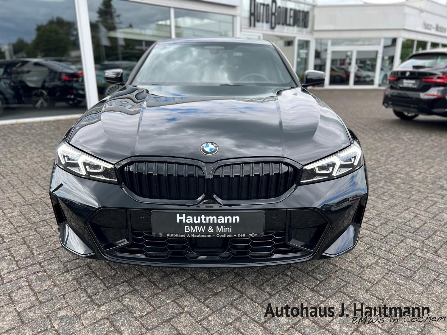 BMW 320 320d M-Sport Sedan xDrive
