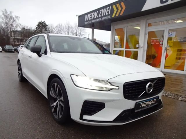 Volvo V60 AWD R-Design T8