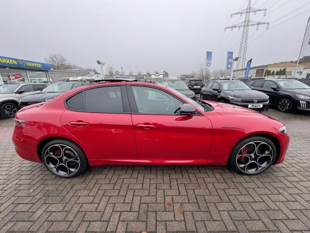 Alfa Romeo Giulia Competizione+SCHIEBEDACH+HARMAN+LEDER+BREMBO+