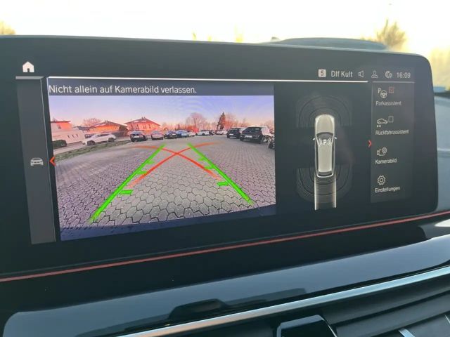 BMW 520 520d Luxury Line Touring xDrive