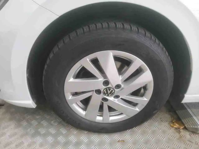 Volkswagen Polo 1.0 TSI DSG Style