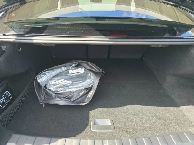 BMW 330 330e M-Sport Sedan xDrive