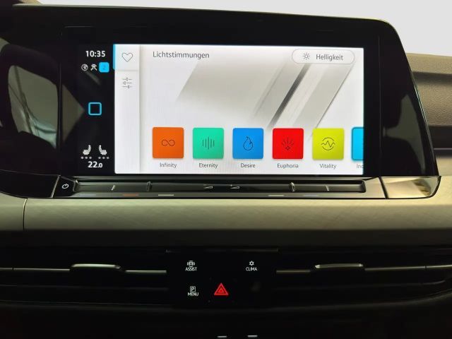 Volkswagen Golf DSG Life Variant