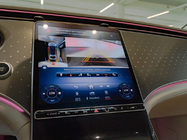 Mercedes-Benz EQS 450 Sedan