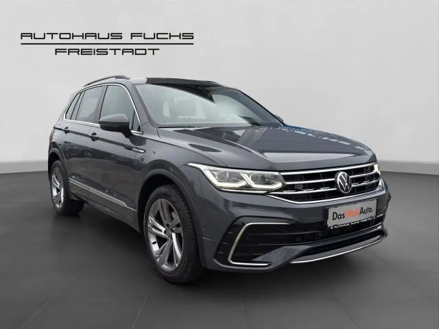 Volkswagen Tiguan 4Motion DSG R-Line