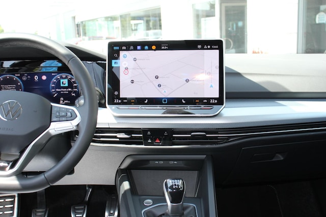 Volkswagen Golf 1.5 TSI Golf VIII Plus