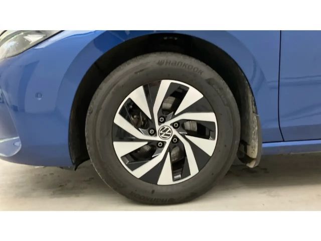 Volkswagen Passat 1.5 eTSI Business Variant