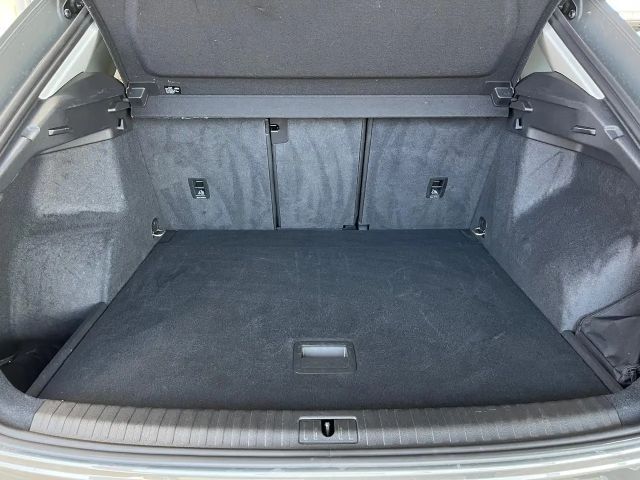 Audi Q3 2.0 TDI Business