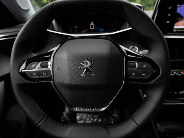 Peugeot 2008 Allure Pack EAT8 PureTech