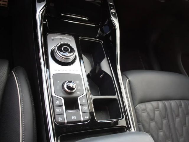 Kia Sorento PHEV Platinum Edition