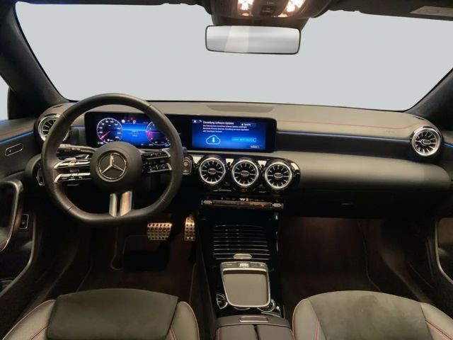 Mercedes-Benz CLA 200 CLA