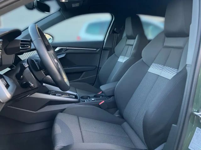 Audi A3 35 TFSI S-Line S-Tronic Sedan