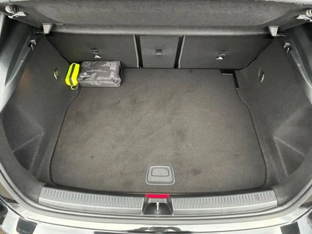 Mercedes-Benz A 35 AMG 4MATIC AMG Line