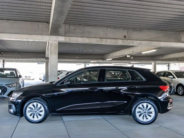 Audi A3 40 TFSI Hybride Sedan