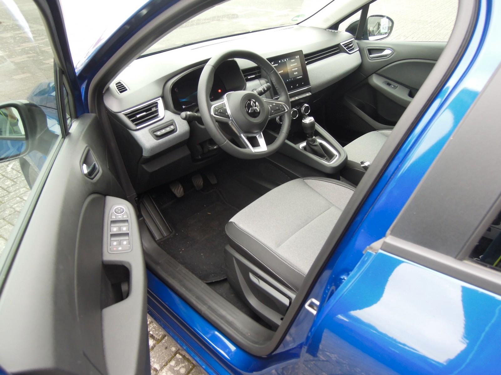 Mitsubishi Colt Plus