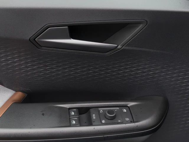 Cupra Born ACC KAMERA LED LM19 NAVI SITZHZ