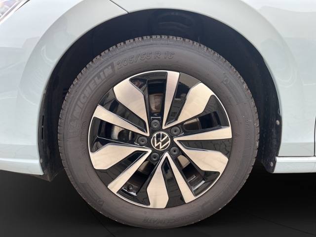 Volkswagen Golf 1.5 TSI Golf VIII