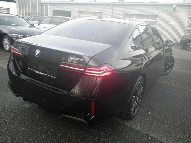 BMW 520 520d Sedan