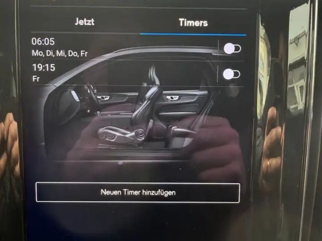 Volvo XC60 AWD Dark Plus