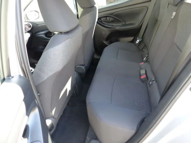 Toyota Yaris Hatchback Team D