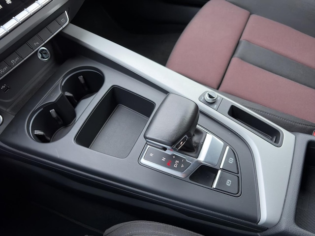 Audi A4 40 TDI Avant Quattro S-Line S-Tronic