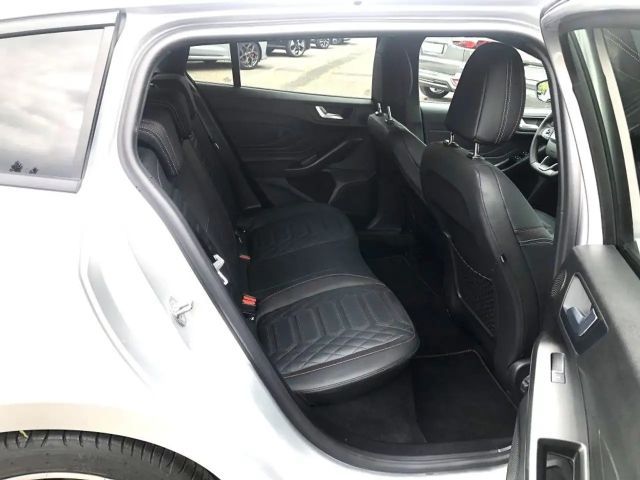 Ford Focus ST Line Wagon