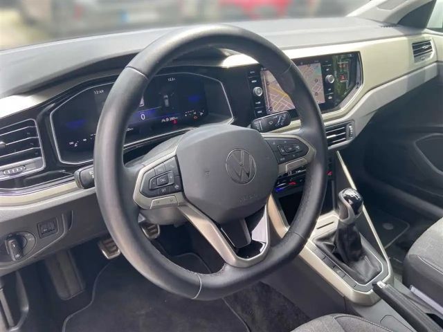 Volkswagen Polo Move