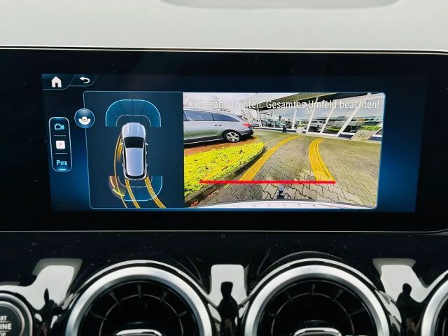 Mercedes-Benz GLA 200 Progressive