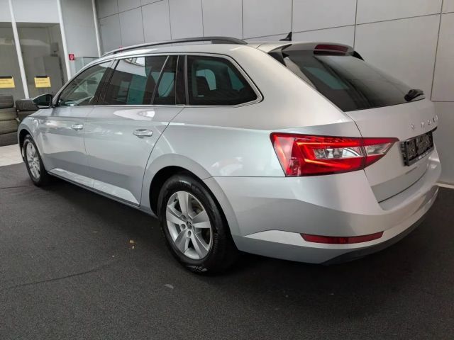 Skoda Superb 2.0 TDI Ambition Combi