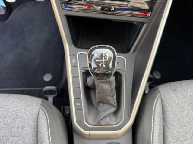 Volkswagen Polo IQ.Drive Move