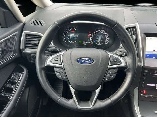 Ford S-Max Titanium