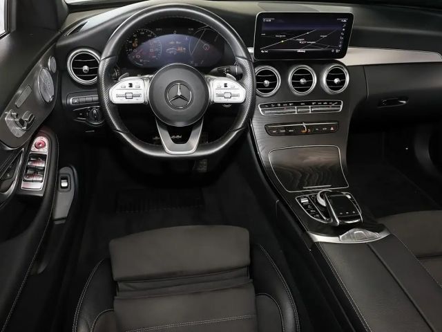 Mercedes-Benz C 300 4MATIC AMG Line Cabriolet