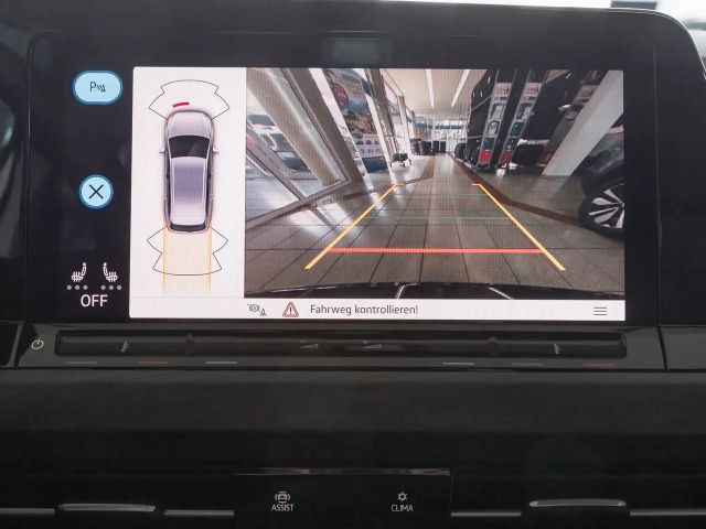 Volkswagen Golf 2.0 TDI DSG Style Variant