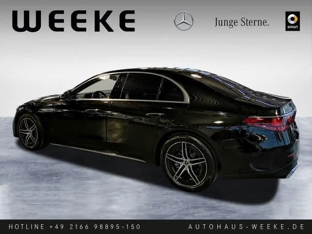 Mercedes-Benz E 200 AMG Line Sedan