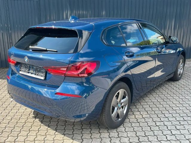 BMW 116 116i 5-deurs Sedan