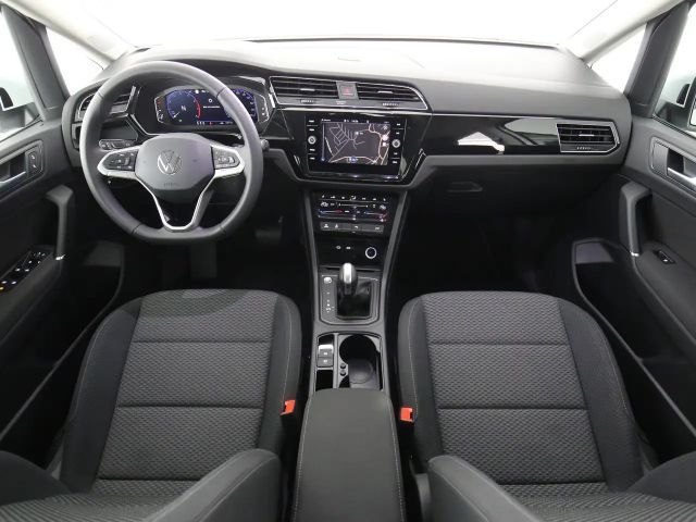 Volkswagen Touran 1.5 TSI DSG R-Line