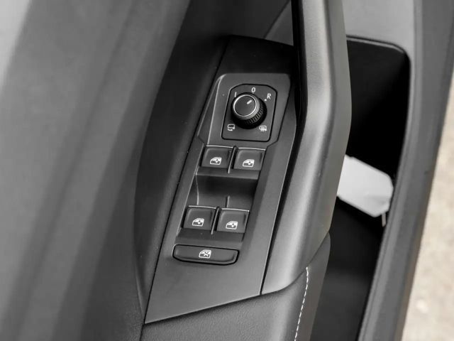 Volkswagen T-Cross 1.0 TSI DSG IQ.Drive R-Line