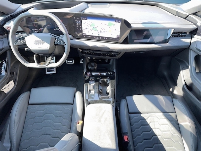 Audi A6 e-tron Avant Quattro