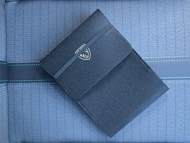 Peugeot E-2008 Allure Pack