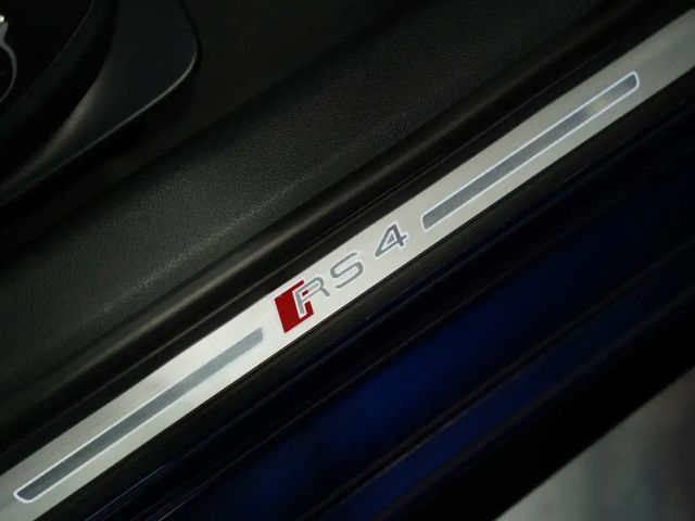 Audi RS4 Avant Quattro