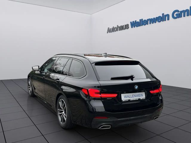 BMW 520 520d M-Sport Touring