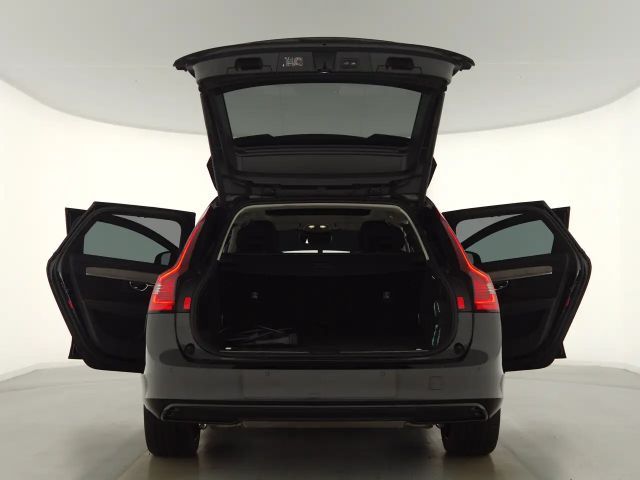 Volvo V90 AWD Dark Plus T8