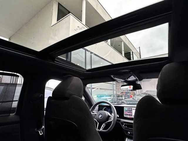 BMW 330 330d M-Sport Touring xDrive