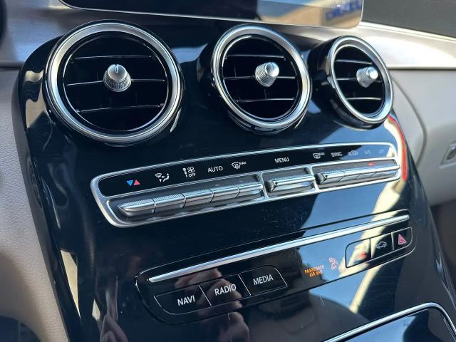 Mercedes-Benz C 180 AMG Line Cabriolet