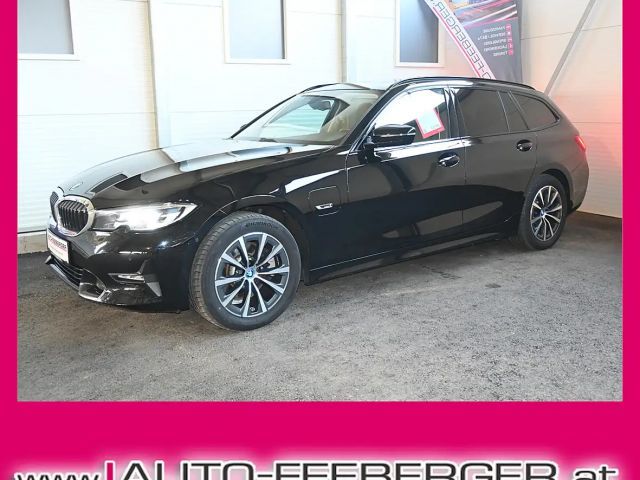 BMW 320 320e Touring xDrive